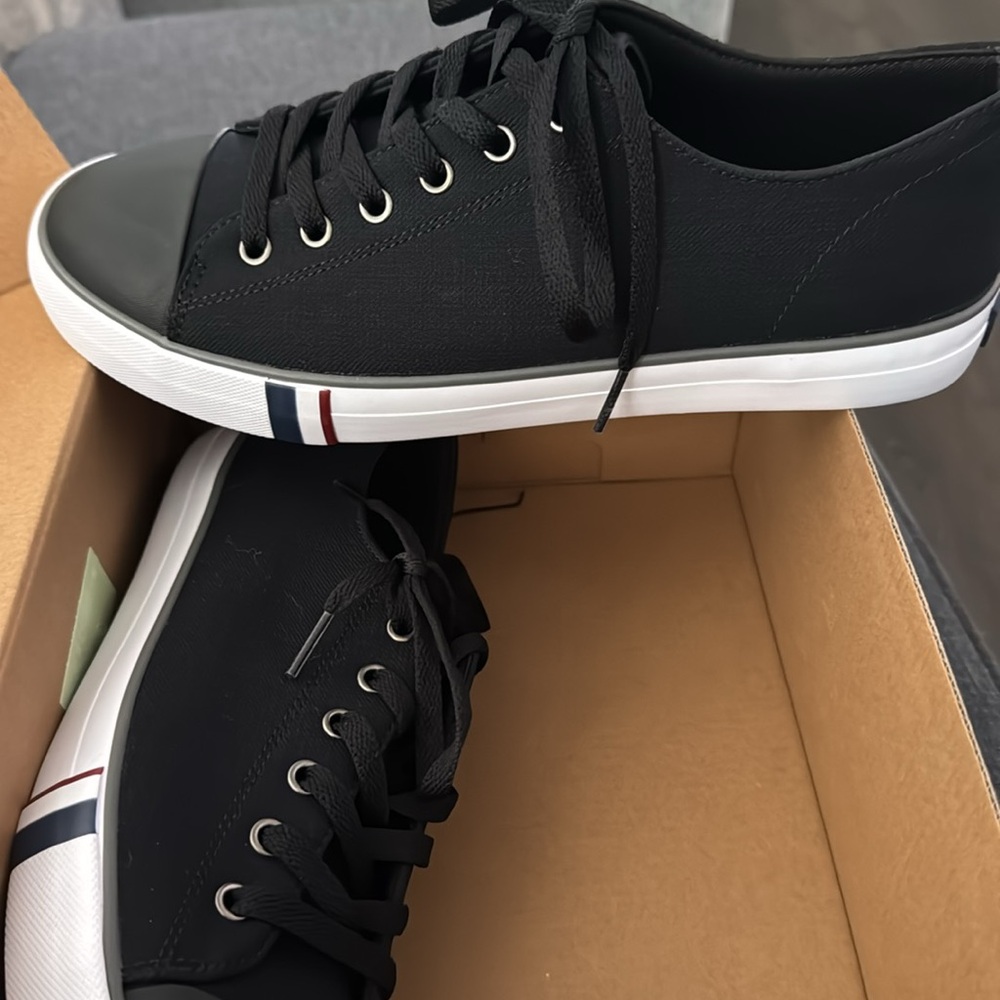 Ben Sherman canvas sneakers. Dorset Lo in black. Brand new in box size 9